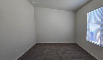 1704 Tenen Pass Dr, Benson, AZ 85602
