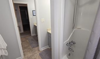 116 Sun Valley Dr, Boiling Springs, SC 29316