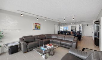 3701 N Country Club Dr 2209, Aventura, FL 33180