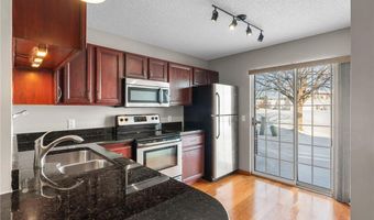 14757 Excelsior Ln 105, Apple Valley, MN 55124