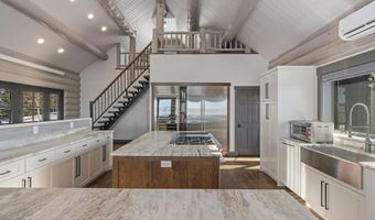 785 STRAWBERRY HILLS Dr, Bedford, WY 83112