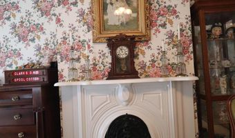 401 E 4th St, Augusta, KY 41002