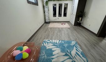 870 39th St, Des Moines, IA 50312