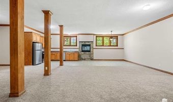 2448 Haven Dr, Abilene, KS 67410