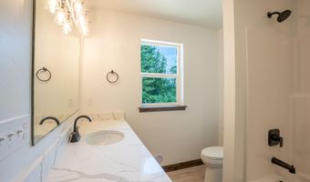 435 Day Break Rd, Bonners Ferry, ID 83805