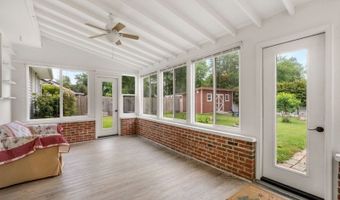 96 Comly Rd, Bayonne, NJ 07035