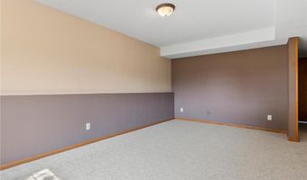 1126 Benjamin Dr, Alexandria, MN 56308