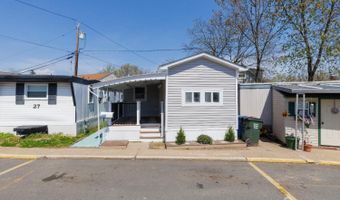 29 Freddie Ave, Avenel, NJ 07001