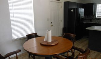 107 15th St, Apalachicola, FL 32320