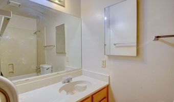823 La Luz Dr, Belen, NM 87002