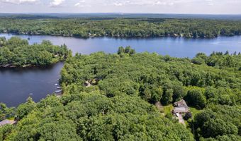 396 Mica Point Rd, Barrington, NH 03825