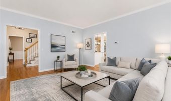 11 Prides Crossing Ln, North Kingstown, RI 02874