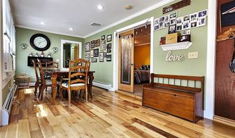 30 Twin Lakes Ave, Coventry, RI 02816