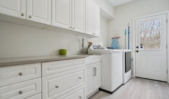 13 Obrien Ct, Bedminster, NJ 07921