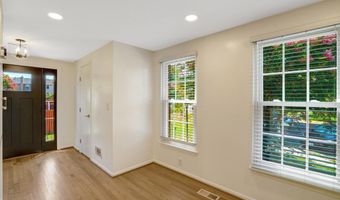 6063 HYDRANGEA Dr, Alexandria, VA 22310