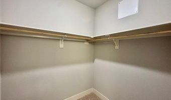 915 NE Heights Ln, Bentonville, AR 72712