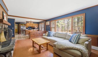 66 Lyford Rd, Brookfield, NH 03872