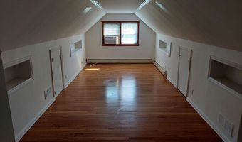 48 W 32ND St, Bayonne, NJ 07002