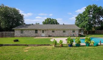 2268 Tanglewood St, Weatherford, TX 76085