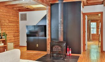 21663 OATLANDS Rd, Aldie, VA 20105