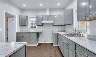 613 NW A St, Ardmore, OK 73401