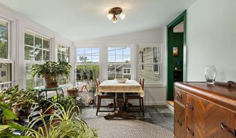 45 Mountainside Ave, Atlantic Highlands, NJ 07716
