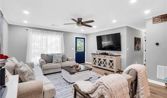 1316 Hickory Cir, Auburn, GA 30011