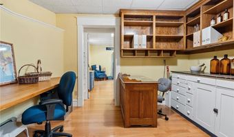 922 Fillmore St, Alexandria, MN 56308