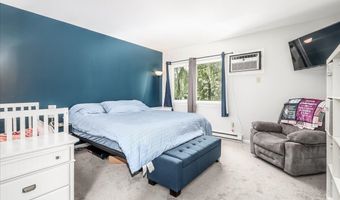 136 Pembroke Rd 6-50, Danbury, CT 06811