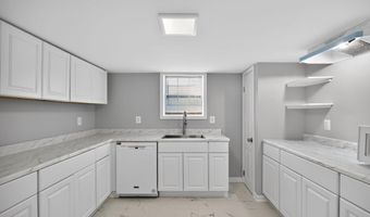 8012 FRYE Rd, Alexandria, VA 22309