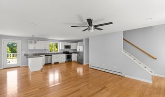 9 Hounds Way, Bath, ME 04530