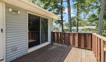 49 Magnolia Ln, Coventry, RI 02816