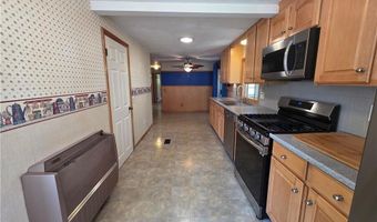 1 Hopkins Ct, Coventry, RI 02816