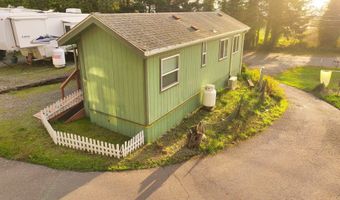 15061 HIGHWAY 101 4, Brookings, OR 97415