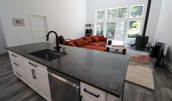 59492 SEVEN DEVILS Rd, Bandon, OR 97411