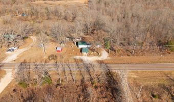 951 Aa Hwy, Alton, MO 65606