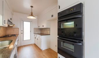 5630 Ravenspur Dr 209, Rancho Palos Verdes, CA 90275