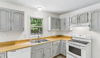 7515 Natchez Ct, Indianapolis, IN 46217