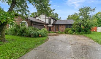 621 Pioneer Dr, Indianapolis, IN 46217