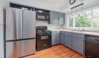 34 Lorene Ave, Athens, OH 45701