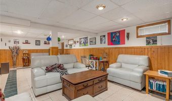 6 Lake Dr, North Providence, RI 02904