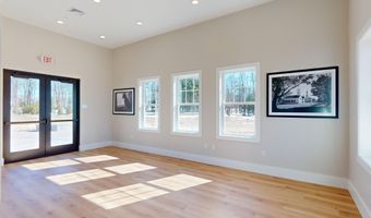 1 Longview Dr 103, Atkinson, NH 03811