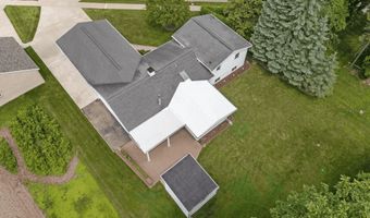 1525 E JOHN St, Appleton, WI 54915
