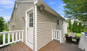 41 Taillon St, Bristol, CT 06010