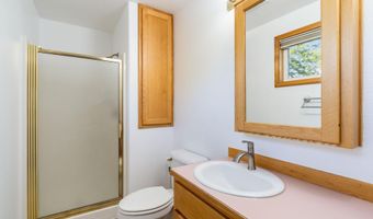 3147 NE Purcell Blvd, Bend, OR 97701