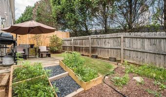127 Linton Dr, Acworth, GA 30102