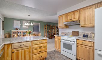 759 N Laurel St, Ashland, OR 97520