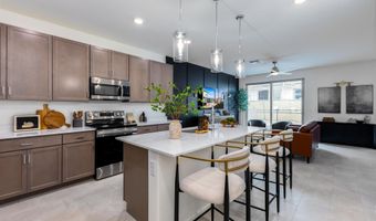 651 N Ironwood Dr 60, Apache Junction, AZ 85119