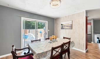 898 W Cunningham St, Alcoa, TN 37701