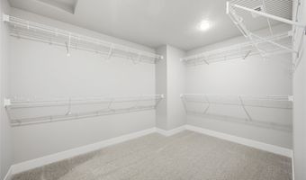 2303 Chan Dr, Adel, IA 50003